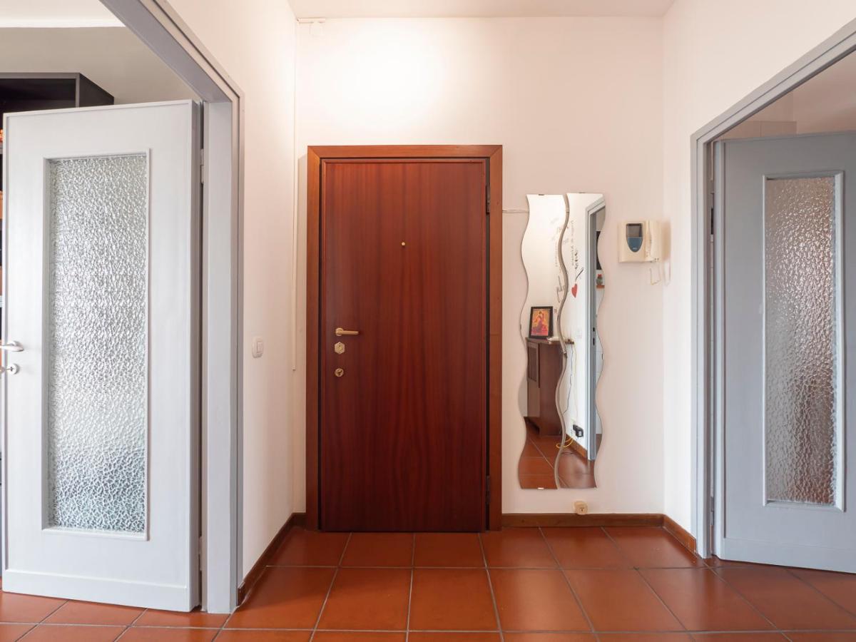 I Host Apartment - Appennini 53 Милан Экстерьер фото