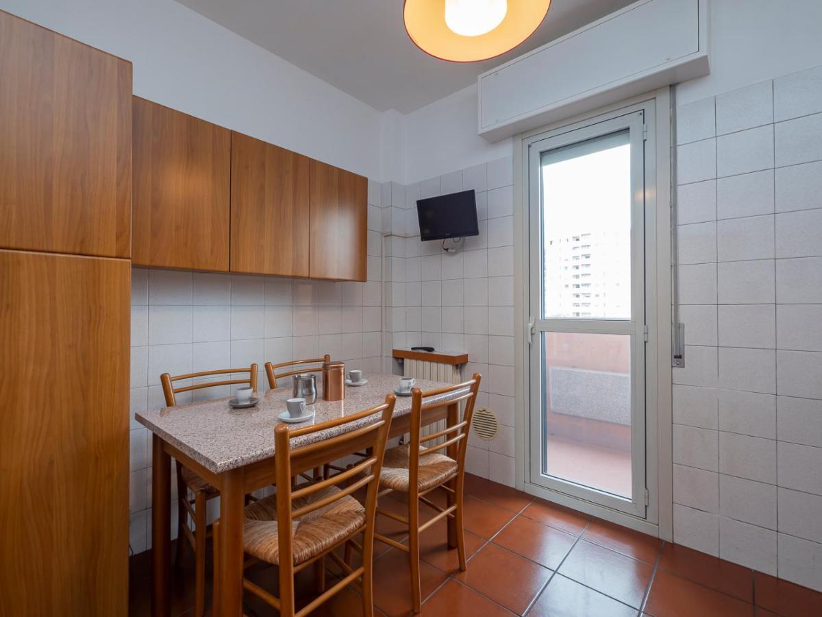 I Host Apartment - Appennini 53 Милан Экстерьер фото