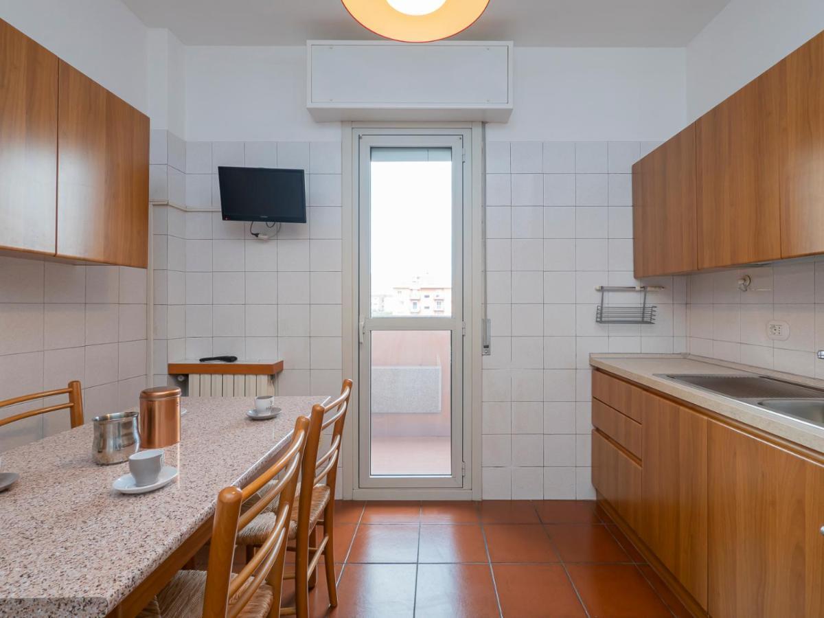 I Host Apartment - Appennini 53 Милан Экстерьер фото